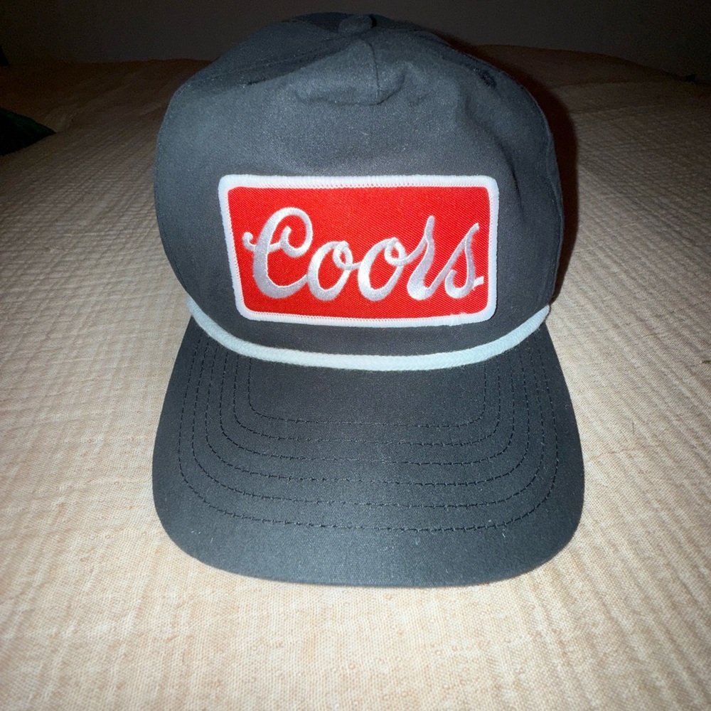 Hat . Unisex . Coors Black and Red Baseball Cap